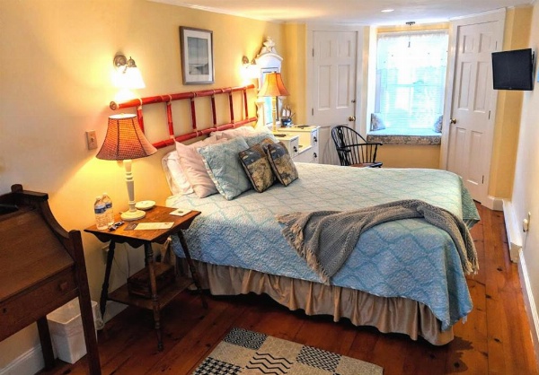 Elms of Camden image 12