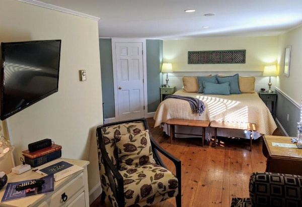 Elms of Camden image 25